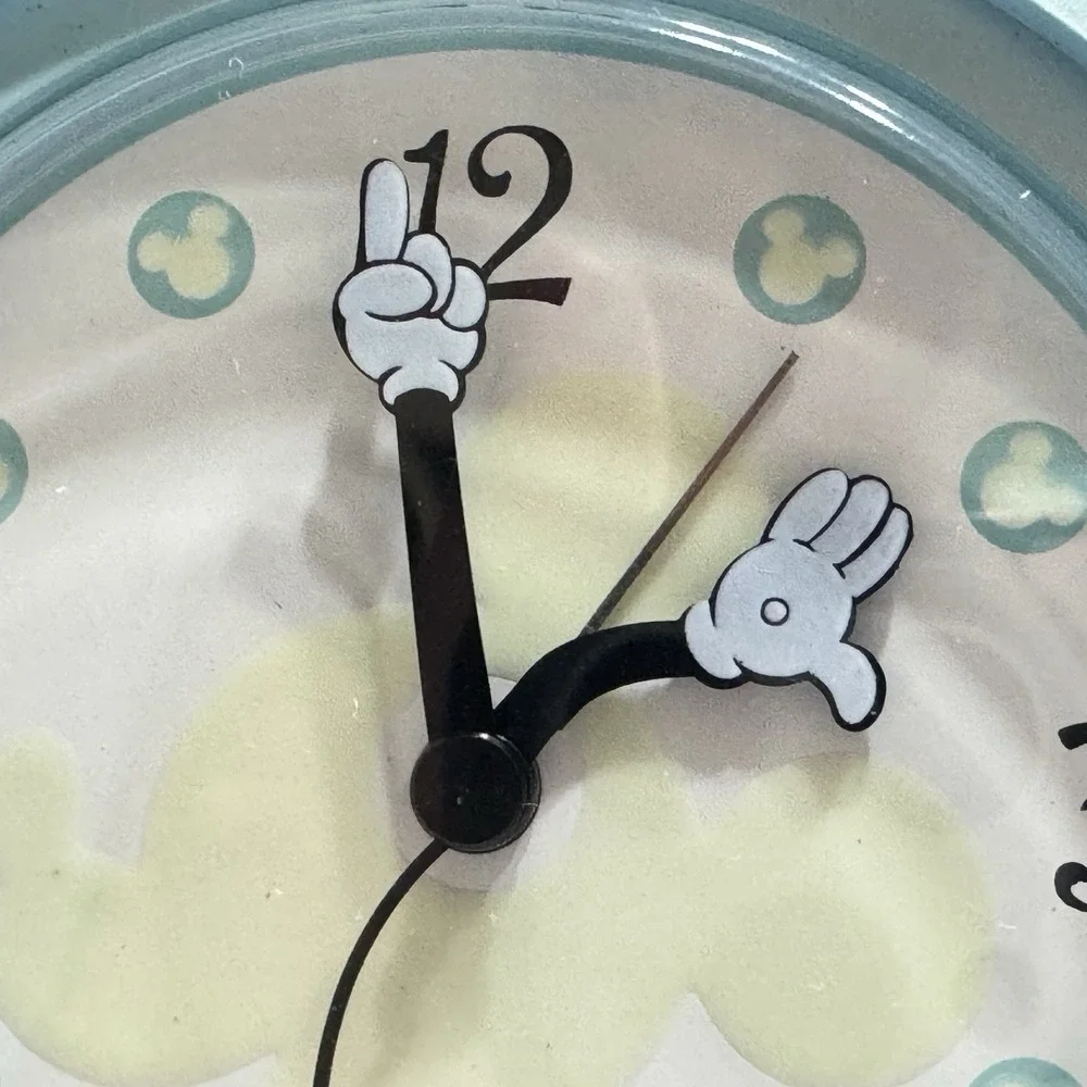 Tokyo Disneyland Vtg Resort Mickey Mouse alarm clock Portable Clamshell Travel